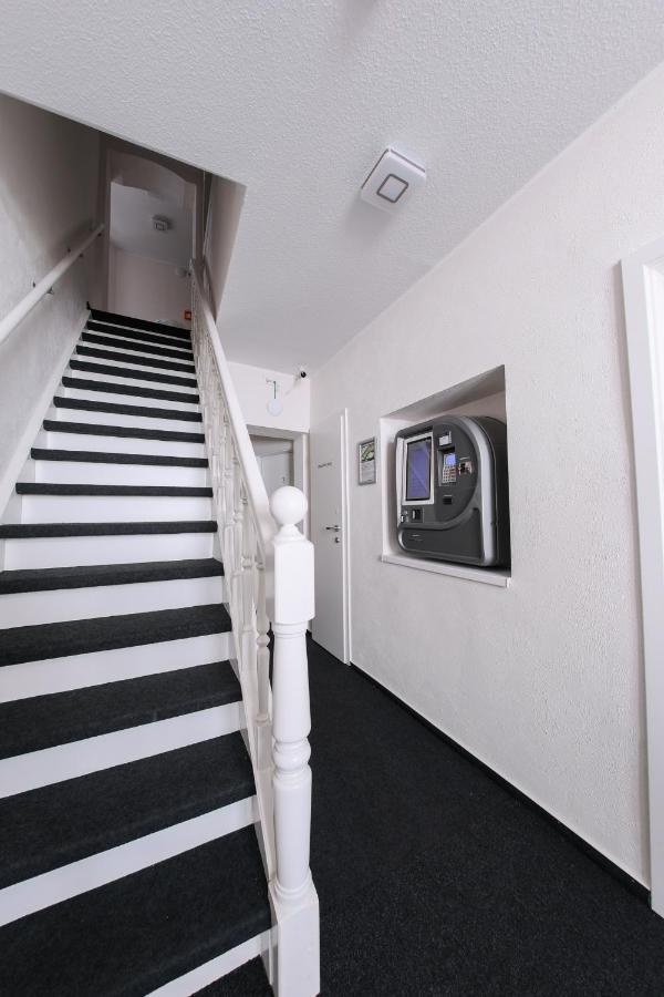 24/7 Selfcheckin Schmiedestrasse Hotel Leer Exterior foto